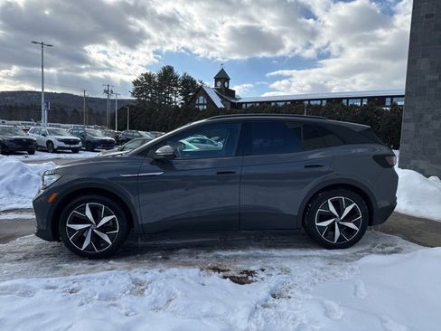 Used 2023 Volkswagen ID.4 Pro S image 9