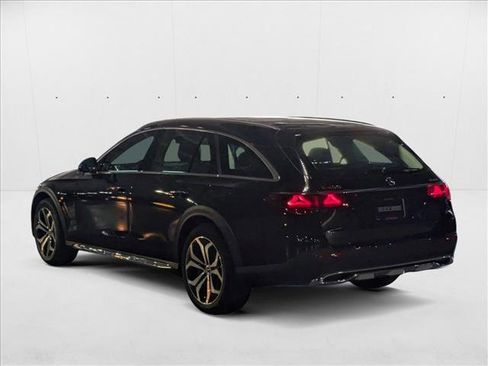 New 2025 Mercedes-Benz E 450 4MATIC All-Terrain Wagon image 9