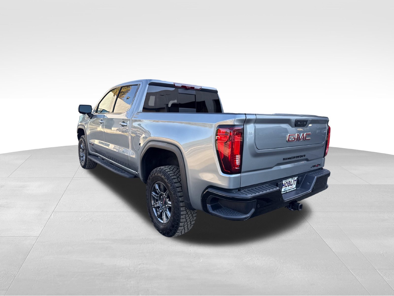Used 2024 GMC Sierra 1500 AT4X AWD/4WD image 3