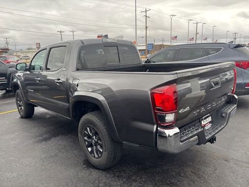 Used 2021 Toyota Tacoma SR5 image 4
