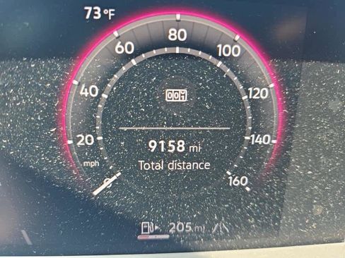 Used 2025 Volkswagen Tiguan SE R-Line image 6