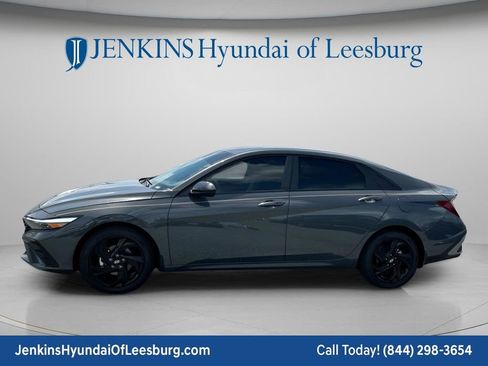 New 2026 Hyundai Elantra Sport FWD image 10