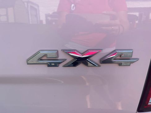 Used 2019 RAM 1500 Classic SLT w/ Protection Group AWD/4WD image 30