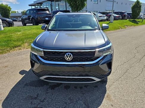 Used 2022 Volkswagen Taos SE AWD/4WD image 12
