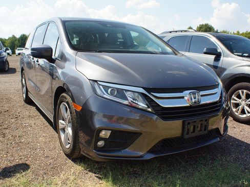 Used 2020 Honda Odyssey EX-L image 3