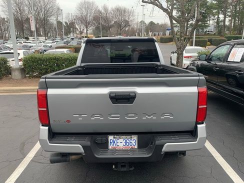 Used 2024 Toyota Tacoma SR5 image 3