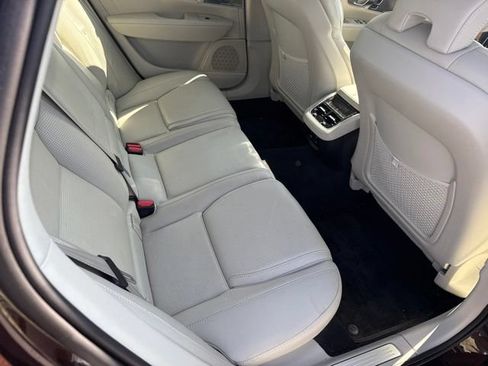 Used 2019 Volvo V90 T6 Inscription w/ Advanced Package AWD/4WD image 5