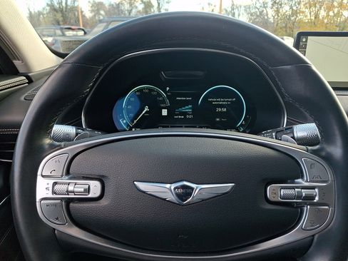 Used 2023 Genesis GV80 2.5T w/ Prestige 20" Package image 25