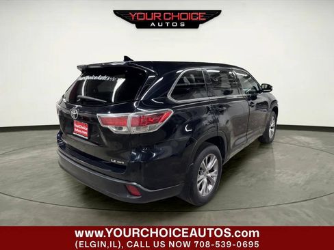Used 2015 Toyota Highlander Plus AWD/4WD image 8