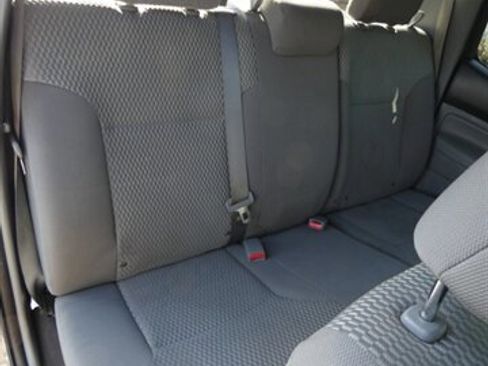 Used 2014 Toyota Tacoma PreRunner w/ SR5 Package image 51