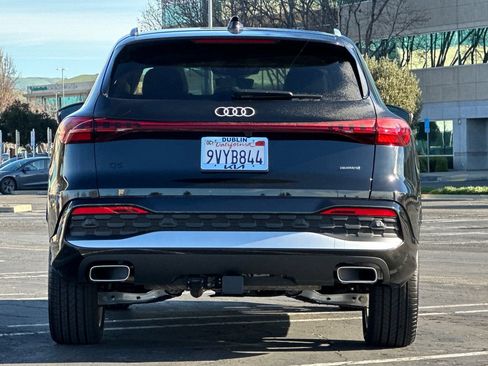 Used 2025 Audi Q5 Premium Plus w/ Premium Plus image 5