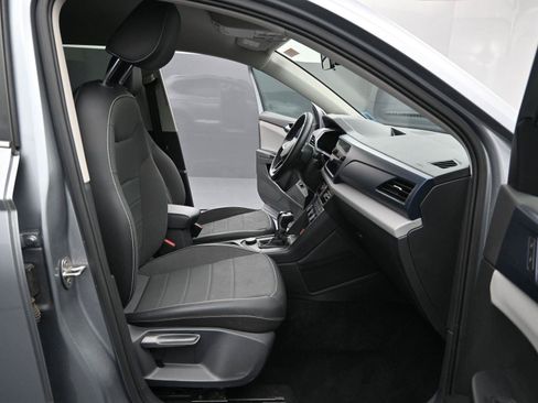 Used 2022 Volkswagen Taos SE AWD/4WD image 14