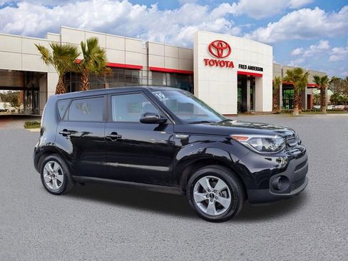 Used 2019 Kia Soul image 2
