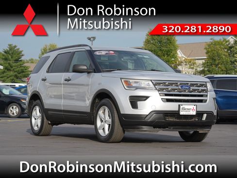 Used 2018 Ford Explorer 4WD w/ Class II Trailer Tow Package image 1