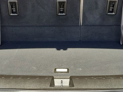 Used 2023 Chevrolet Traverse LS image 26