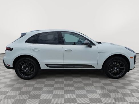 Used 2023 Porsche Macan Turbo AWD/4WD image 9