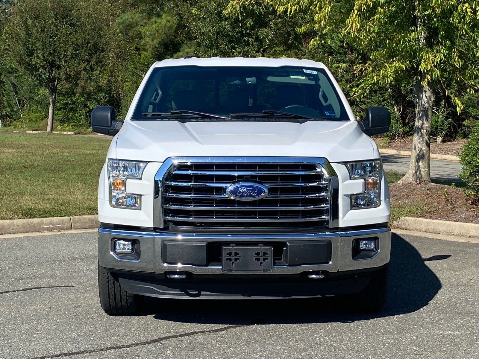 Used 2015 Ford F150 XLT w/ Equipment Group 302A Luxury AWD/4WD image 8