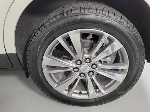 Used 2024 Cadillac XT5 Premium Luxury w/ Technology Package FWD image 9