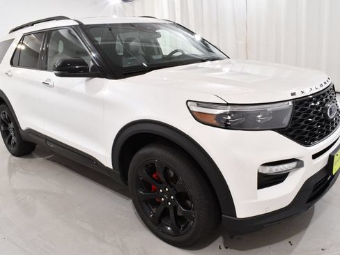 Used 2021 Ford Explorer ST w/ Equipment Group 401A AWD/4WD image 5