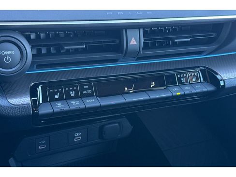 New 2026 Toyota Prius Limited FWD image 22