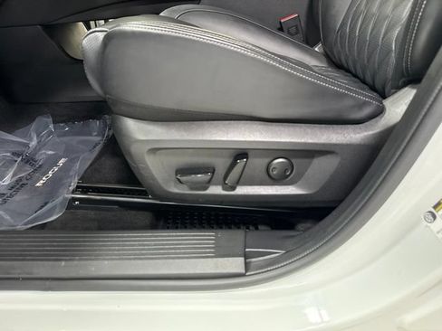Used 2023 Nissan Rogue Platinum AWD/4WD image 6