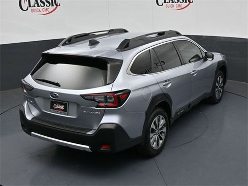Used 2023 Subaru Outback Limited image 20