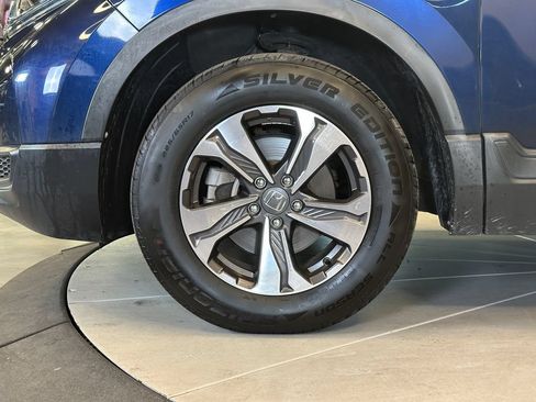Used 2017 Honda CR-V LX image 25