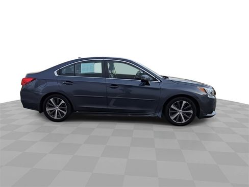 Used 2017 Subaru Legacy 2.5i Limited image 9