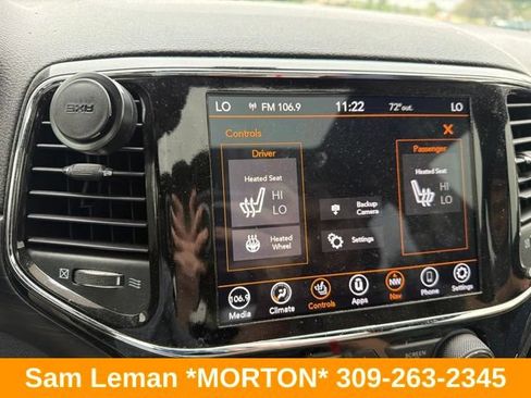 Used 2022 Jeep Grand Cherokee Laredo X AWD/4WD image 11