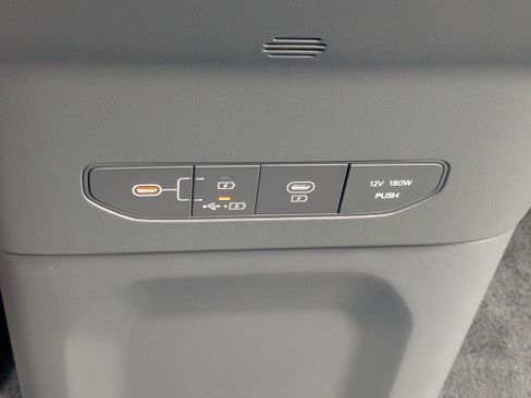 New 2026 Kia EV9 Wind image 27