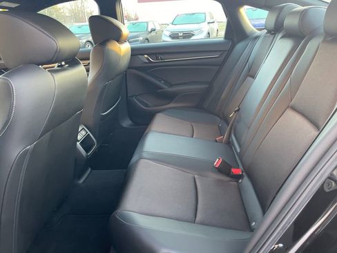 Used 2022 Honda Accord Sport image 13