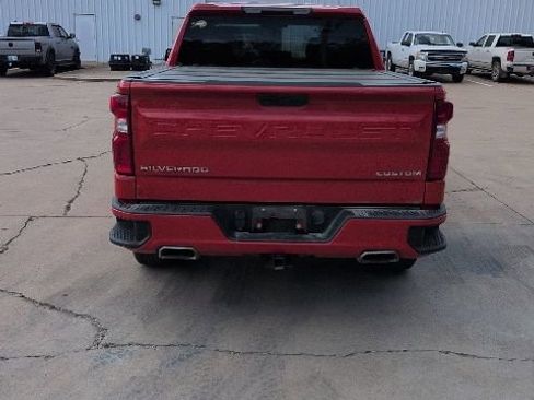 Used 2020 Chevrolet Silverado 1500 Custom w/ Custom Value Package image 5