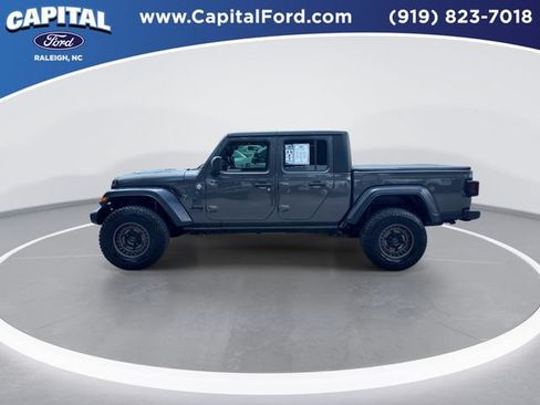 Used 2020 Jeep Gladiator Sport w/ Quick Order Package 24S AWD/4WD image 5