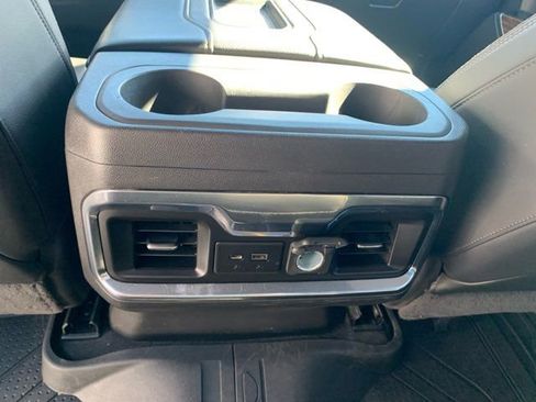 Used 2022 Chevrolet Silverado 1500 High Country w/ Technology Package image 15