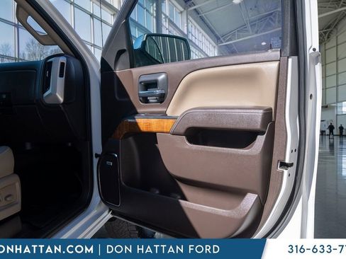 Used 2016 GMC Sierra 1500 SLT w/ SLT Premium Package image 21