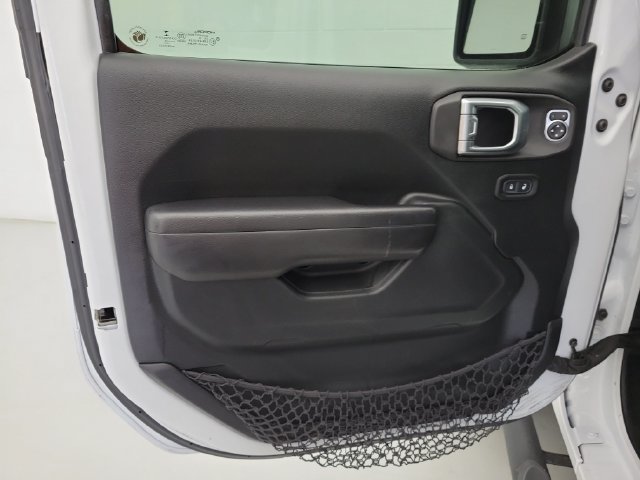 Used 2020 Jeep Wrangler Unlimited Sport S AWD/4WD image 16