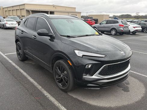 Used 2024 Buick Encore GX Sport Touring w/ Comfort Package image 5