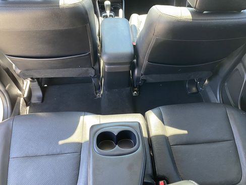 Used 2018 Mitsubishi Outlander SEL FWD image 19