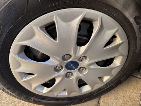 Used 2019 Ford Fusion S image 33