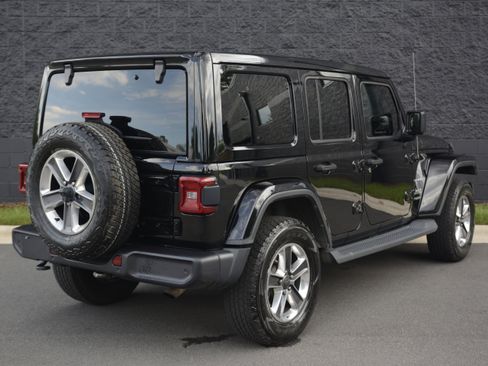 Used 2020 Jeep Wrangler Unlimited Sahara AWD/4WD image 7