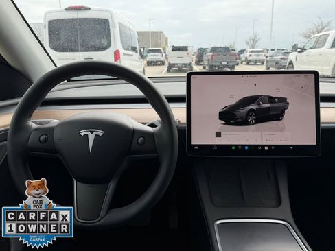 Used 2023 Tesla Model Y Long Range image 6