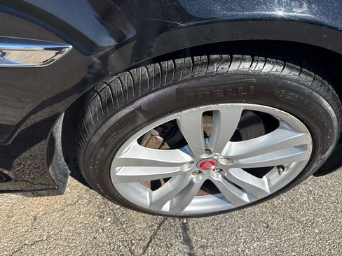Used 2014 Jaguar XJ L Portfolio image 32