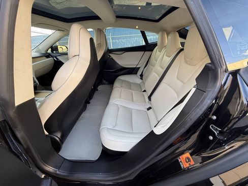 Used 2018 Tesla Model S 75D AWD/4WD image 24
