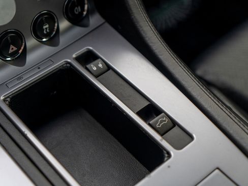 Used 2006 Aston Martin DB9 Coupe RWD image 26