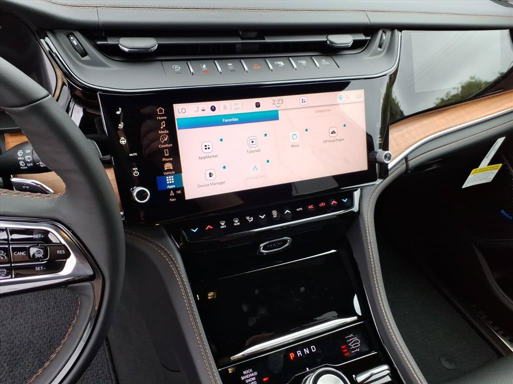 New 2027 Jeep Grand Cherokee Summit AWD/4WD image 28