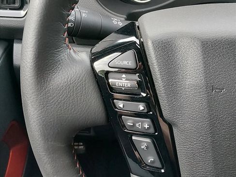 Certified 2025 Nissan Frontier PRO-4X w/ Pro Convenience Package AWD/4WD image 22