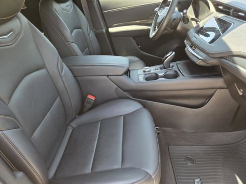 Used 2020 Cadillac XT4 Sport FWD image 10