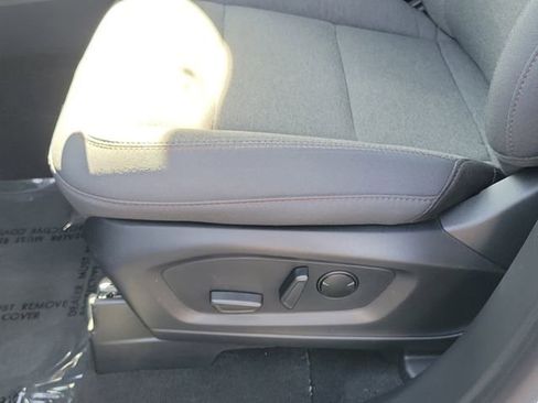Used 2025 Ford Explorer Active image 16