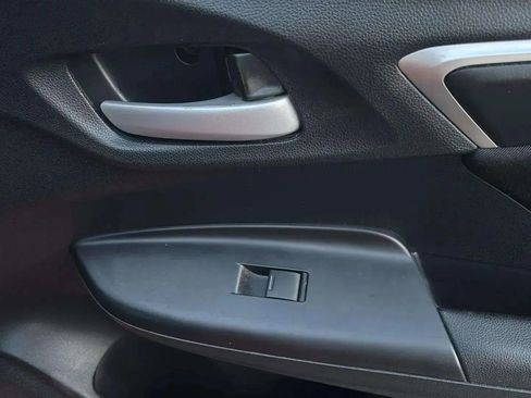 Used 2020 Honda Fit LX image 23