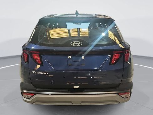 Certified 2025 Hyundai Tucson SE FWD image 6
